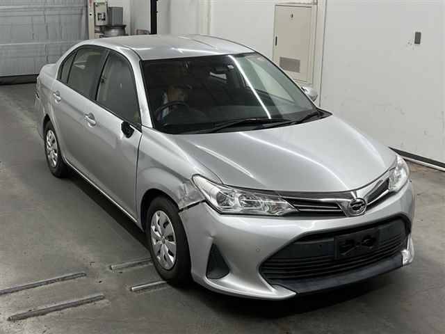 11015 TOYOTA COROLLA AXIO NRE160 2017 г. (MIRIVE Saitama)